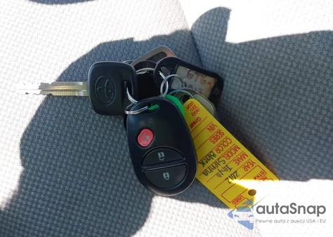 2012 Toyota Sienna Base V6 7 Passenger z USA, uszkodzony, nr VIN 5TDZK3DC3CS264399